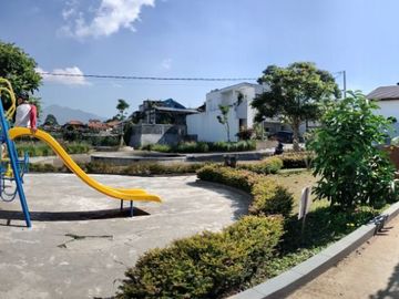 Rumah SIH Lembang,Baru 2/1 LANTAI Mewah Harga Murah Vila Luas Minimalis di Bandung Barat Jual Dijual