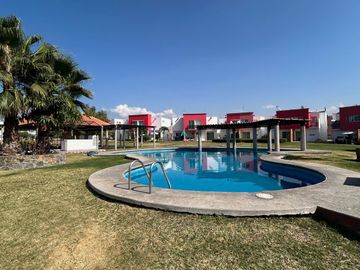 CASA EN CONDOMINIO OAXTEPEC