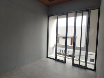 Rumah SJ Cibaligo Cihanjuang, Baru 2 LANTAI Murah Dekat Kota Cimahi Utara, Bandung Barat Jual Dijual