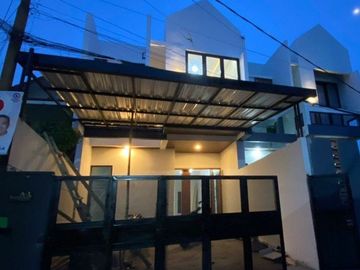Rumah SJ Cibaligo Cihanjuang, Baru 2 LANTAI Murah Dekat Kota Cimahi Utara, Bandung Barat Jual Dijual