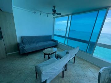 VENDO HERMOSO DEPARTAMENTO AL PIE DEL MAR