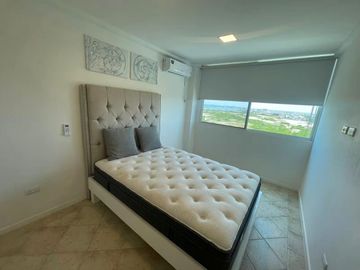 VENDO HERMOSO DEPARTAMENTO AL PIE DEL MAR