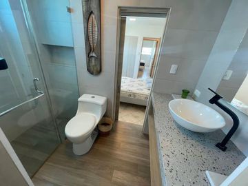 VENDO HERMOSO DEPARTAMENTO AL PIE DEL MAR