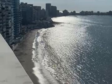 VENDO HERMOSO DEPARTAMENTO AL PIE DEL MAR