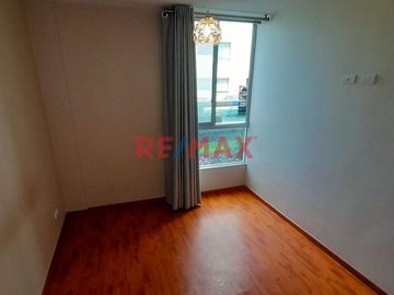 Depa En Primer Piso, En Lindo Condominio