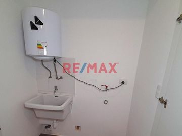 Depa En Primer Piso, En Lindo Condominio