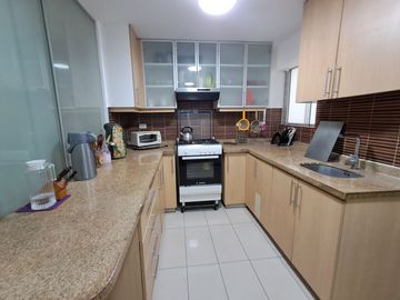 Venta de Departamento 3 Dormitorios, Cochera, Vista a Parque en Surco