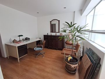 Venta de Departamento 3 Dormitorios, Cochera, Vista a Parque en Surco