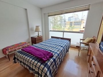 Venta de Departamento 3 Dormitorios, Cochera, Vista a Parque en Surco