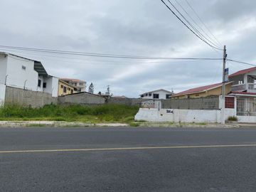VENDO TERRENO EXCELENTE UBICACIÓN