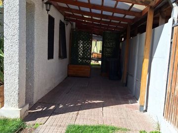 Casa 3 dormitorios 3 baños, Curriel Sur Cerrillos