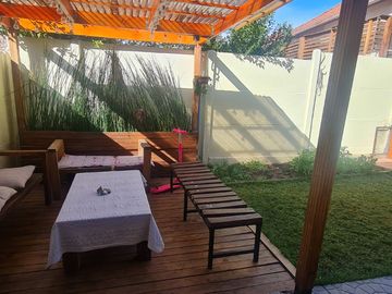 Casa 3 dormitorios 3 baños, Curriel Sur Cerrillos
