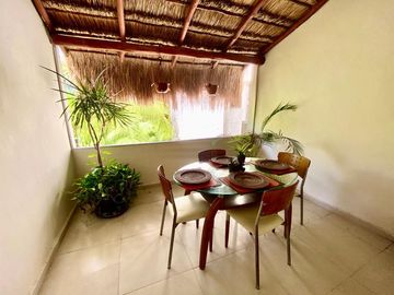 Exclusivo y amplio Penthouse a una cuadra del mar y de la 5ta. Ave