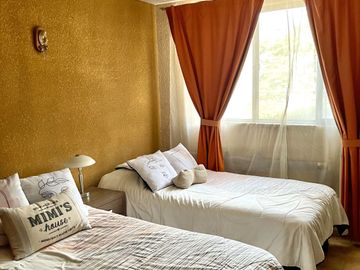 EN VENTA CASA DE 4 RECAMARAS EN HACIENDA ECHEVESTE.