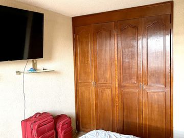 EN VENTA CASA DE 4 RECAMARAS EN HACIENDA ECHEVESTE.