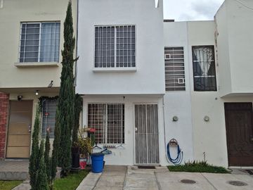 🏡 CASA EN VENTA EN HACIENDA SANTA CRUZ, SANTA CRUZ DEL VALLE, TLAQUEPAQUE 🌳