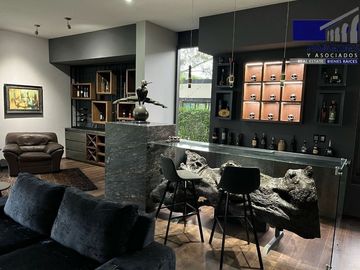 R304 Residencia en venta 4 recamaras con alberca clb de golf Tres Marias Morelia