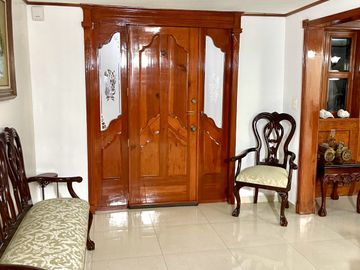CASA EN VENTA EN HACIENDA ECHEVESTE, ZONA NORTE.
