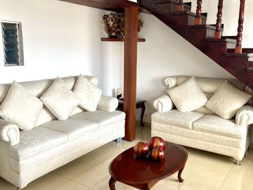 CASA EN VENTA EN HACIENDA ECHEVESTE, ZONA NORTE.