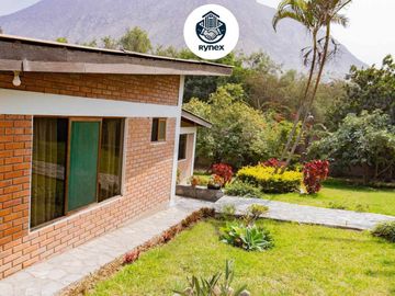 SE VENDE HERMOSA CASA SEMIRÚSTICA