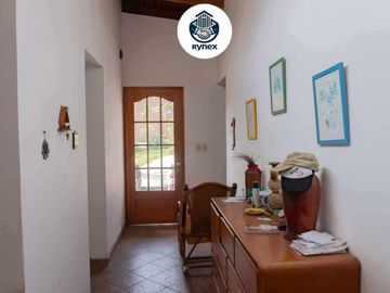 SE VENDE HERMOSA CASA SEMIRÚSTICA