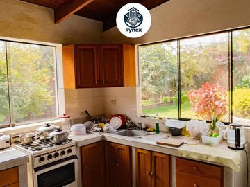 SE VENDE HERMOSA CASA SEMIRÚSTICA