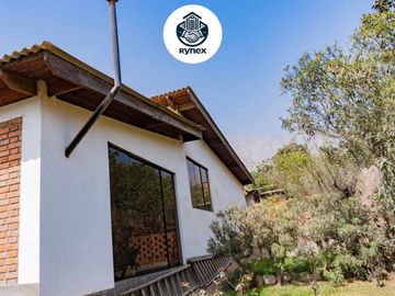 SE VENDE HERMOSA CASA SEMIRÚSTICA