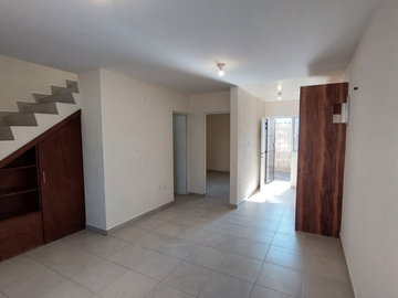 Casa En Venta En Alta California Residencial