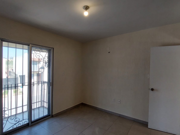 Casa En Venta En Alta California Residencial