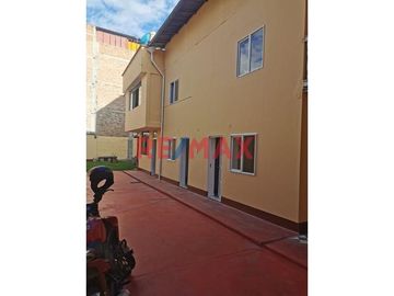 Casa En Venta A Pasos Del Centro Histórico: Ideal Para Empresas Y Oficinas