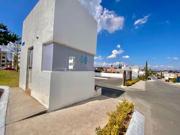 Departamento en venta dentro de El Trébol