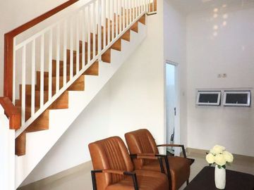 Rumah Salim Jatiasih, Baru 2 LANTAI Murah Mewah,Dekat Komsen +Toll, Jatirasa Kota Bekasi Jual Dijual