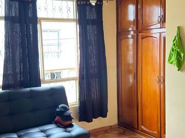 SE VENDE CASA EN MONTENEGRO