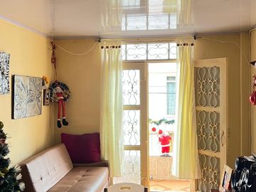 SE VENDE CASA EN MONTENEGRO