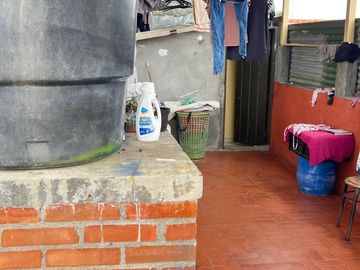 SE VENDE CASA EN MONTENEGRO
