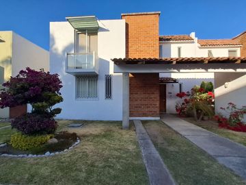CASA EN VENTA EN PUEBLA SAN PEDRO CHOLULA ZEREZOTLA
