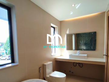 For Sale: Brand New Corner 3-Storey Modern House in Filinvest East Homes, Cainta, Rizal