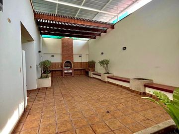 DEPARTAMENTO AMOBLADO EN ALQUILER CON UNA VISTA INCREIBLE AL GOLF DE SAN ISIDRO