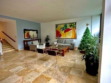 DEPARTAMENTO AMOBLADO EN ALQUILER CON UNA VISTA INCREIBLE AL GOLF DE SAN ISIDRO