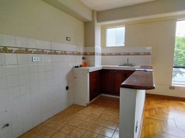 ¡OPORTUNIDAD ÚNICA EN MIRAFLORES! DEPARTAMENTO FRENTE AL PARQUE TRADICIONES