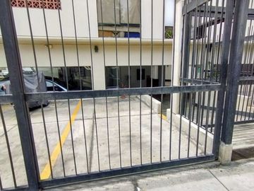 ¡OPORTUNIDAD ÚNICA EN MIRAFLORES! DEPARTAMENTO FRENTE AL PARQUE TRADICIONES