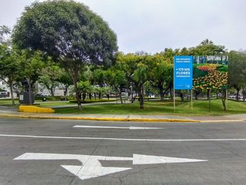 ¡OPORTUNIDAD ÚNICA EN MIRAFLORES! DEPARTAMENTO FRENTE AL PARQUE TRADICIONES
