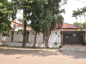 Rumh Luas 1063 Kemang Dalam Jaksel