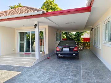 Luxury Pool Villa for Sale with Furniture, Ready to Move In – Mae Rim, Chiang Mai