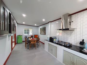 Luxury Pool Villa for Sale with Furniture, Ready to Move In – Mae Rim, Chiang Mai