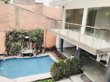 Se Alquila DPTO de 3 dorm + 2 cocheras lineales 2do piso con ASCENSOR, Chacarilla - San Borja