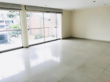 Se Alquila DPTO de 3 dorm + 2 cocheras lineales 2do piso con ASCENSOR, Chacarilla - San Borja