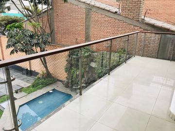 Se Alquila DPTO de 3 dorm + 2 cocheras lineales 2do piso con ASCENSOR, Chacarilla - San Borja