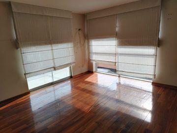 Se Alquila DPTO de 3 dorm + 2 cocheras lineales 2do piso con ASCENSOR, Chacarilla - San Borja