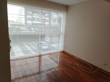 Se Alquila DPTO de 3 dorm + 2 cocheras lineales 2do piso con ASCENSOR, Chacarilla - San Borja